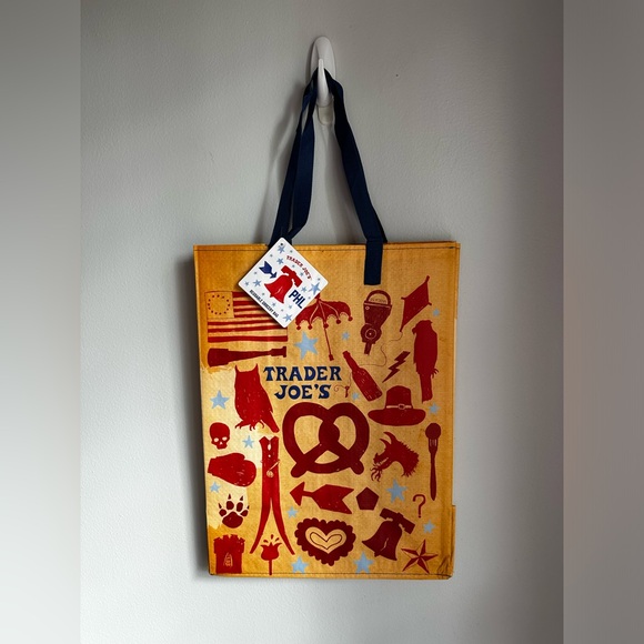 Trader Joe’s Reusable Bag PHILADELPHIA - Picture 2 of 6